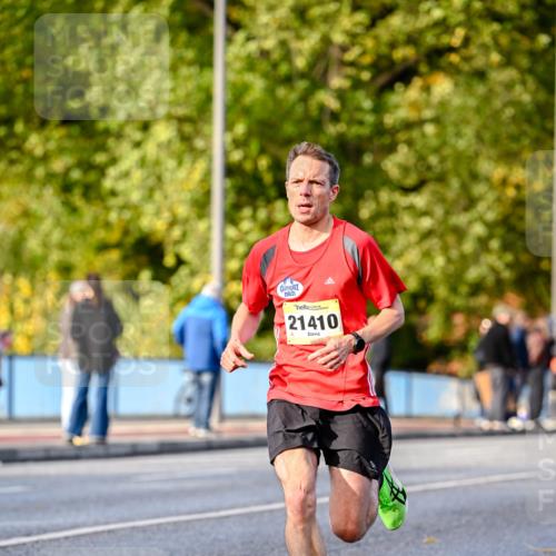 25.10.2026 - hella hamburg halbmarathon Dr. Thomas Lammeyer http://msf.ph/oto/11053207 25.10.2026 10:15:11 Kennedybrücke 21410 meine-sportfotos.de