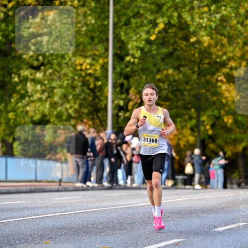 25.10.2026 - hella hamburg halbmarathon Dr. Thomas Lammeyer http://msf.ph/oto/11053242 25.10.2026 10:15:25 Kennedybrücke 31360 meine-sportfotos.de