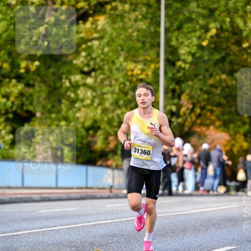 25.10.2026 - hella hamburg halbmarathon Dr. Thomas Lammeyer http://msf.ph/oto/11053253 25.10.2026 10:15:25 Kennedybrücke 31360 meine-sportfotos.de