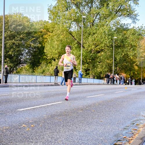 25.10.2026 - hella hamburg halbmarathon Dr. Thomas Lammeyer http://msf.ph/oto/11053267 25.10.2026 10:15:28 Kennedybrücke 360 meine-sportfotos.de