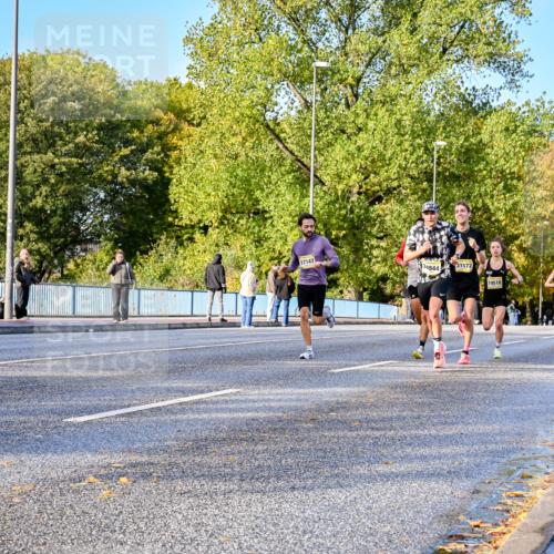 25.10.2026 - hella hamburg halbmarathon Dr. Thomas Lammeyer http://msf.ph/oto/11053444 25.10.2026 10:15:52 Kennedybrücke 17147, 34844, 31572, 19518 meine-sportfotos.de