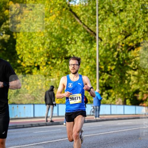 25.10.2026 - hella hamburg halbmarathon Dr. Thomas Lammeyer http://msf.ph/oto/11053531 25.10.2026 10:16:02 Kennedybrücke 30471 meine-sportfotos.de