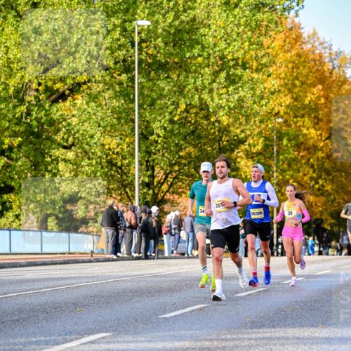 25.10.2026 - hella hamburg halbmarathon Dr. Thomas Lammeyer http://msf.ph/oto/11053548 25.10.2026 10:16:04 Kennedybrücke 351, 34, 36396, 38 meine-sportfotos.de