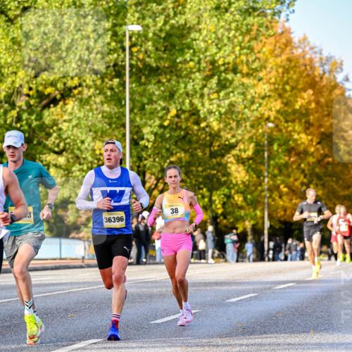 25.10.2026 - hella hamburg halbmarathon Dr. Thomas Lammeyer http://msf.ph/oto/11053578 25.10.2026 10:16:07 Kennedybrücke 3, 36396, 38 meine-sportfotos.de