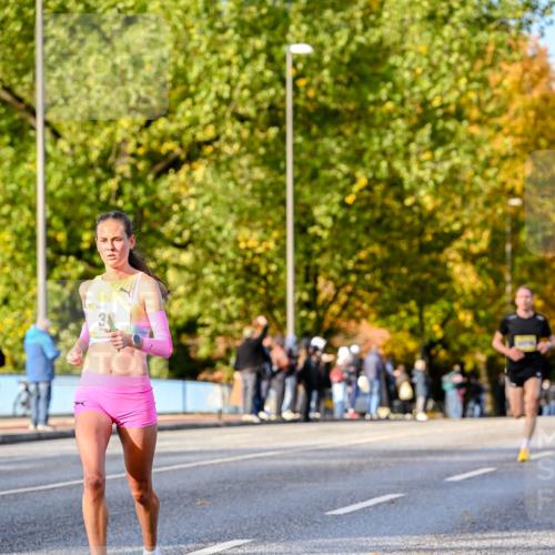 25.10.2026 - hella hamburg halbmarathon Dr. Thomas Lammeyer http://msf.ph/oto/11053602 25.10.2026 10:16:08 Kennedybrücke  meine-sportfotos.de