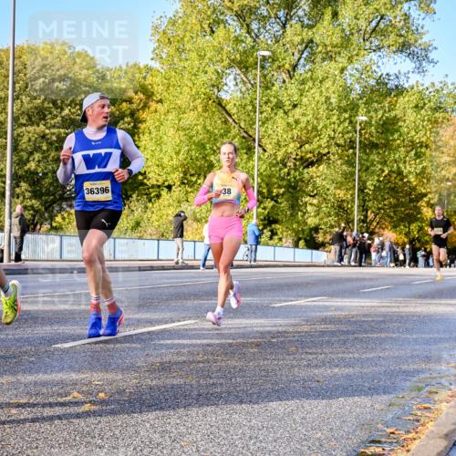 25.10.2026 - hella hamburg halbmarathon Dr. Thomas Lammeyer http://msf.ph/oto/11053616 25.10.2026 10:16:09 Kennedybrücke 54723, 36396, 38 meine-sportfotos.de