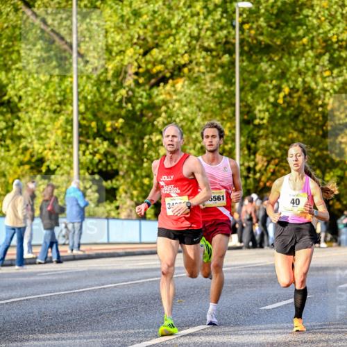 25.10.2026 - hella hamburg halbmarathon Dr. Thomas Lammeyer http://msf.ph/oto/11053685 25.10.2026 10:16:16 Kennedybrücke 34, 5561, 40 meine-sportfotos.de