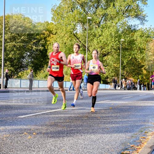 25.10.2026 - hella hamburg halbmarathon Dr. Thomas Lammeyer http://msf.ph/oto/11053704 25.10.2026 10:16:18 Kennedybrücke 45561, 34396, 40 meine-sportfotos.de
