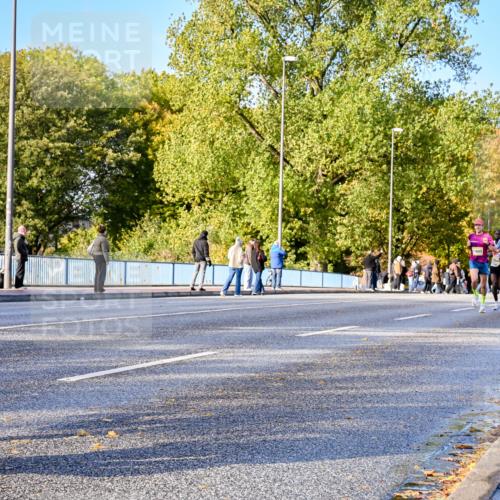 25.10.2026 - hella hamburg halbmarathon Dr. Thomas Lammeyer http://msf.ph/oto/11053720 25.10.2026 10:16:19 Kennedybrücke 16361, 30965 meine-sportfotos.de