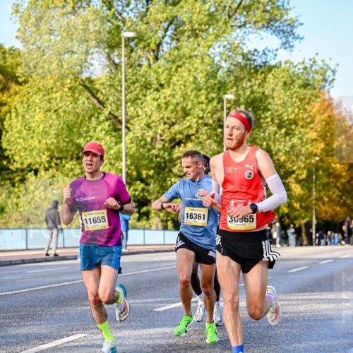 25.10.2026 - hella hamburg halbmarathon Dr. Thomas Lammeyer http://msf.ph/oto/11053750 25.10.2026 10:16:22 Kennedybrücke 11655, 16361, 30965 meine-sportfotos.de