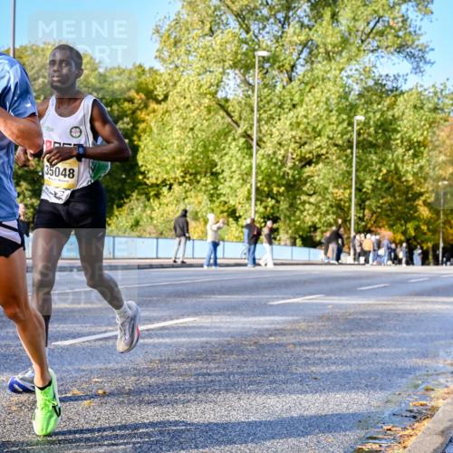 25.10.2026 - hella hamburg halbmarathon Dr. Thomas Lammeyer http://msf.ph/oto/11053770 25.10.2026 10:16:24 Kennedybrücke 16361, 35048 meine-sportfotos.de