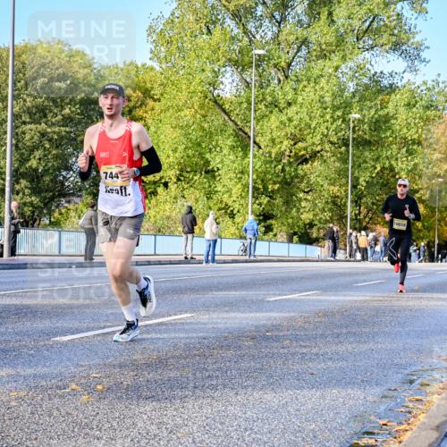 25.10.2026 - hella hamburg halbmarathon Dr. Thomas Lammeyer http://msf.ph/oto/11053799 25.10.2026 10:16:34 Kennedybrücke 744, 10658 meine-sportfotos.de
