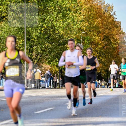 25.10.2026 - hella hamburg halbmarathon Dr. Thomas Lammeyer http://msf.ph/oto/11053868 25.10.2026 10:16:46 Kennedybrücke  meine-sportfotos.de