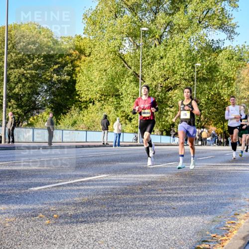 25.10.2026 - hella hamburg halbmarathon Dr. Thomas Lammeyer http://msf.ph/oto/11053870 25.10.2026 10:16:46 Kennedybrücke 30002, 45 meine-sportfotos.de