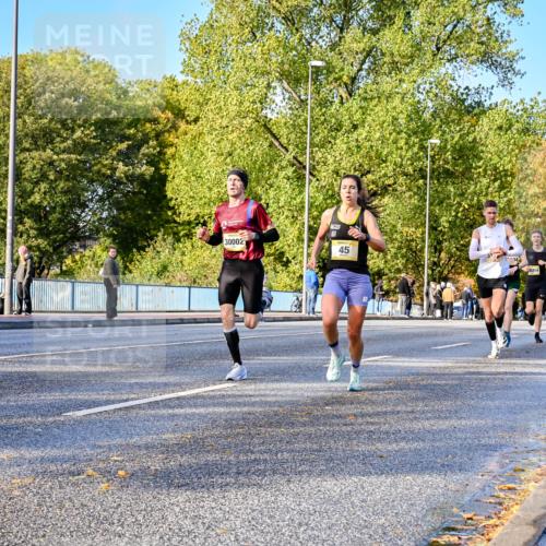 25.10.2026 - hella hamburg halbmarathon Dr. Thomas Lammeyer http://msf.ph/oto/11053875 25.10.2026 10:16:46 Kennedybrücke 30002, 45, 254 meine-sportfotos.de