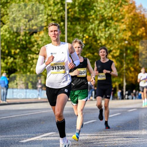 25.10.2026 - hella hamburg halbmarathon Dr. Thomas Lammeyer http://msf.ph/oto/11053886 25.10.2026 10:16:47 Kennedybrücke 31330, 804 meine-sportfotos.de