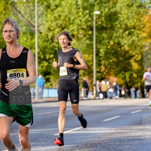 25.10.2026 - hella hamburg halbmarathon Dr. Thomas Lammeyer http://msf.ph/oto/11053900 25.10.2026 10:16:49 Kennedybrücke 9804 meine-sportfotos.de