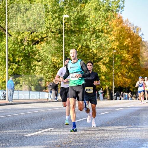 25.10.2026 - hella hamburg halbmarathon Dr. Thomas Lammeyer http://msf.ph/oto/11053930 25.10.2026 10:16:52 Kennedybrücke 9, 133, 36367 meine-sportfotos.de