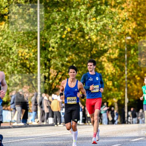 25.10.2026 - hella hamburg halbmarathon Dr. Thomas Lammeyer http://msf.ph/oto/11054033 25.10.2026 10:17:06 Kennedybrücke 25044, 0014 meine-sportfotos.de