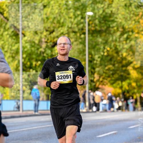 25.10.2026 - hella hamburg halbmarathon Dr. Thomas Lammeyer http://msf.ph/oto/11054109 25.10.2026 10:17:16 Kennedybrücke 32091 meine-sportfotos.de