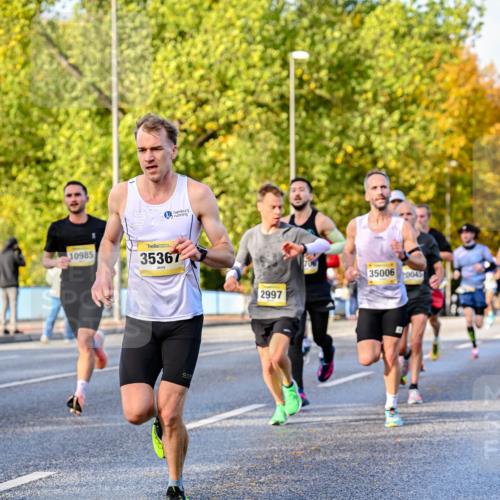 25.10.2026 - hella hamburg halbmarathon Dr. Thomas Lammeyer http://msf.ph/oto/11054140 25.10.2026 10:17:23 Kennedybrücke 10985, 35367, 2997, 35006, 0045 meine-sportfotos.de