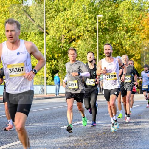25.10.2026 - hella hamburg halbmarathon Dr. Thomas Lammeyer http://msf.ph/oto/11054145 25.10.2026 10:17:23 Kennedybrücke 35367, 19706, 2997, 35006, 0045, 15879 meine-sportfotos.de