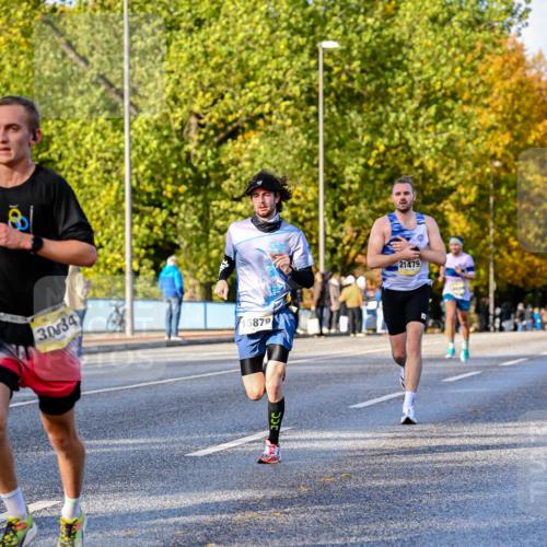 25.10.2026 - hella hamburg halbmarathon Dr. Thomas Lammeyer http://msf.ph/oto/11054172 25.10.2026 10:17:26 Kennedybrücke 3034, 879, 21479 meine-sportfotos.de