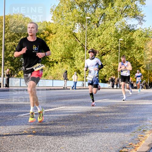 25.10.2026 - hella hamburg halbmarathon Dr. Thomas Lammeyer http://msf.ph/oto/11054180 25.10.2026 10:17:27 Kennedybrücke 18, 30, 34, 15879, 21479 meine-sportfotos.de