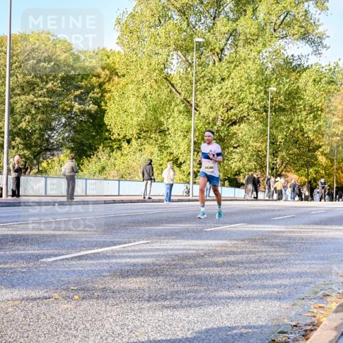 25.10.2026 - hella hamburg halbmarathon Dr. Thomas Lammeyer http://msf.ph/oto/11054209 25.10.2026 10:17:30 Kennedybrücke 24366 meine-sportfotos.de