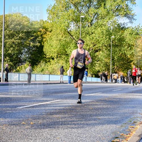 25.10.2026 - hella hamburg halbmarathon Dr. Thomas Lammeyer http://msf.ph/oto/11054228 25.10.2026 10:17:35 Kennedybrücke 17621 meine-sportfotos.de