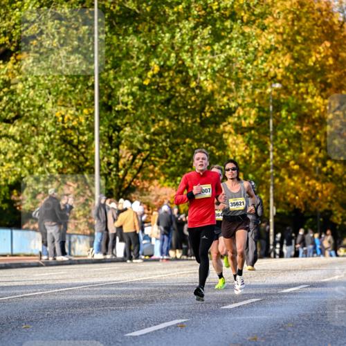 25.10.2026 - hella hamburg halbmarathon Dr. Thomas Lammeyer http://msf.ph/oto/11054235 25.10.2026 10:17:36 Kennedybrücke 007, 864, 35621 meine-sportfotos.de