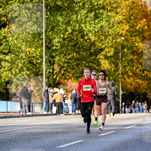25.10.2026 - hella hamburg halbmarathon Dr. Thomas Lammeyer http://msf.ph/oto/11054237 25.10.2026 10:17:36 Kennedybrücke 33007, 35621 meine-sportfotos.de