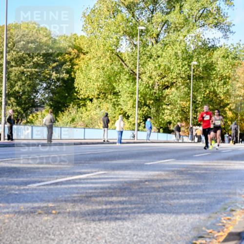 25.10.2026 - hella hamburg halbmarathon Dr. Thomas Lammeyer http://msf.ph/oto/11054245 25.10.2026 10:17:37 Kennedybrücke  meine-sportfotos.de