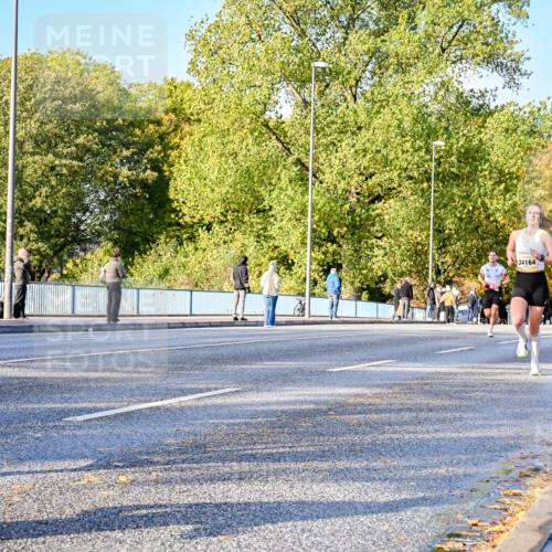 25.10.2026 - hella hamburg halbmarathon Dr. Thomas Lammeyer http://msf.ph/oto/11054284 25.10.2026 10:17:43 Kennedybrücke 34164, 858 meine-sportfotos.de