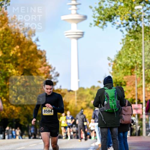 25.10.2026 - hella hamburg halbmarathon Dr. Thomas Lammeyer http://msf.ph/oto/11054287 25.10.2026 10:17:43 Kennedybrücke 8584 meine-sportfotos.de