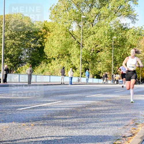 25.10.2026 - hella hamburg halbmarathon Dr. Thomas Lammeyer http://msf.ph/oto/11054291 25.10.2026 10:17:43 Kennedybrücke 34164, 8564 meine-sportfotos.de