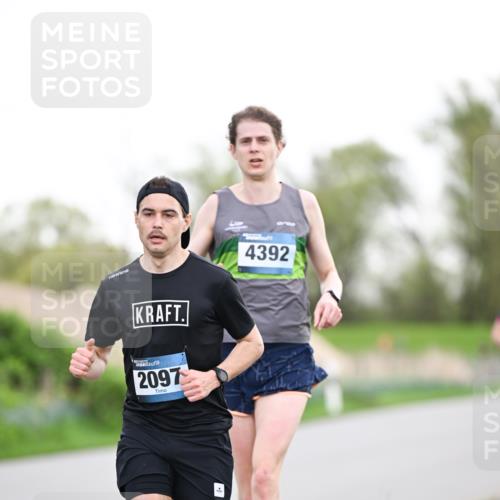 07.04.2024 - 43. Internationalen Wilhelmsburger Insellauf Dr. Thomas Lammeyer http://msf.ph/oto/6037640 07.04.2024 10:22:49 Laufen 2097, 4392 meine-sportfotos.de