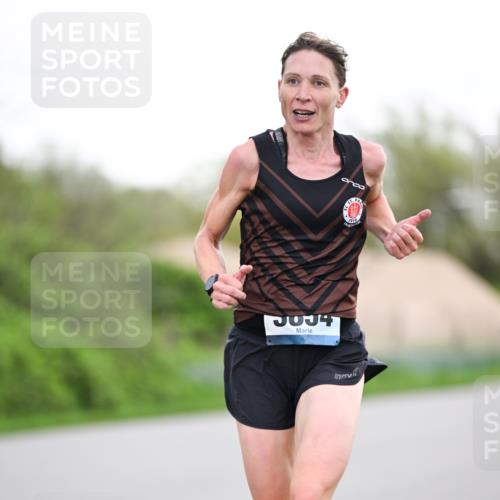 07.04.2024 - 43. Internationalen Wilhelmsburger Insellauf Dr. Thomas Lammeyer http://msf.ph/oto/6037683 07.04.2024 10:22:58 Laufen 004, 1910 meine-sportfotos.de