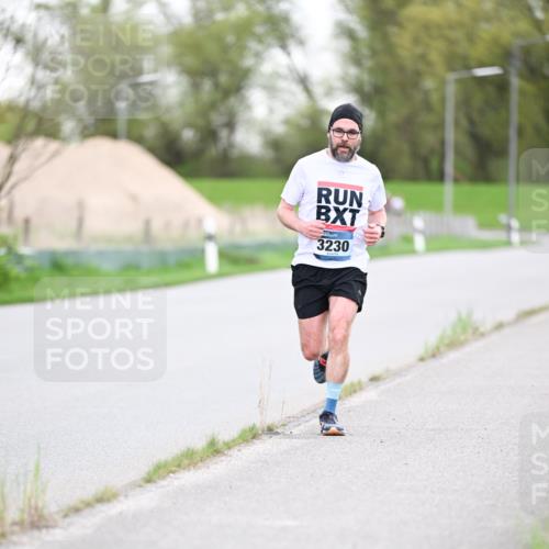07.04.2024 - 43. Internationalen Wilhelmsburger Insellauf Dr. Thomas Lammeyer http://msf.ph/oto/6037685 07.04.2024 10:23:11 Laufen 3230 meine-sportfotos.de
