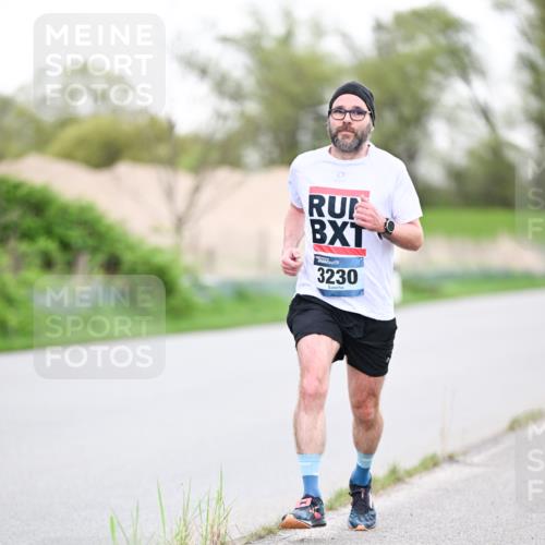 07.04.2024 - 43. Internationalen Wilhelmsburger Insellauf Dr. Thomas Lammeyer http://msf.ph/oto/6037696 07.04.2024 10:23:12 Laufen 3230 meine-sportfotos.de
