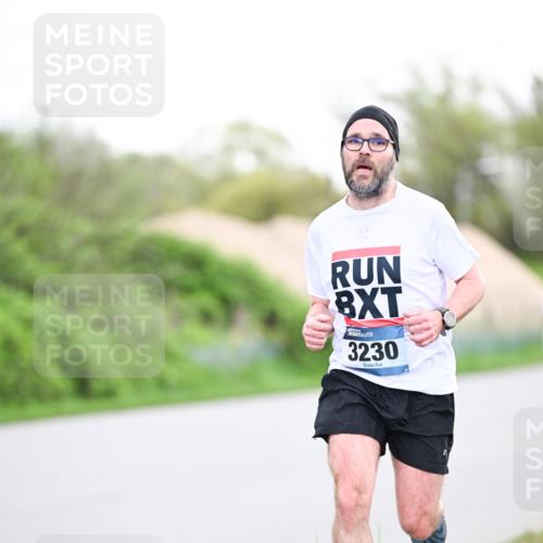 07.04.2024 - 43. Internationalen Wilhelmsburger Insellauf Dr. Thomas Lammeyer http://msf.ph/oto/6037702 07.04.2024 10:23:13 Laufen 3230 meine-sportfotos.de