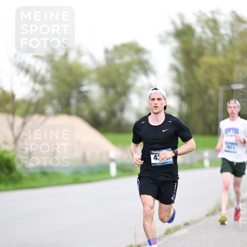 07.04.2024 - 43. Internationalen Wilhelmsburger Insellauf Dr. Thomas Lammeyer http://msf.ph/oto/6037712 07.04.2024 10:23:18 Laufen  meine-sportfotos.de