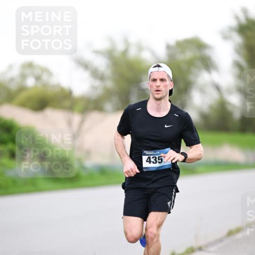 07.04.2024 - 43. Internationalen Wilhelmsburger Insellauf Dr. Thomas Lammeyer http://msf.ph/oto/6037720 07.04.2024 10:23:19 Laufen 435 meine-sportfotos.de