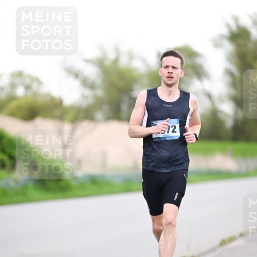 07.04.2024 - 43. Internationalen Wilhelmsburger Insellauf Dr. Thomas Lammeyer http://msf.ph/oto/6037745 07.04.2024 10:23:24 Laufen 12 meine-sportfotos.de