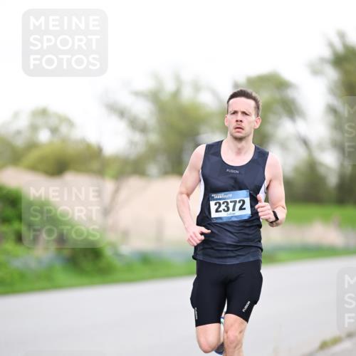 07.04.2024 - 43. Internationalen Wilhelmsburger Insellauf Dr. Thomas Lammeyer http://msf.ph/oto/6037746 07.04.2024 10:23:24 Laufen 2372 meine-sportfotos.de