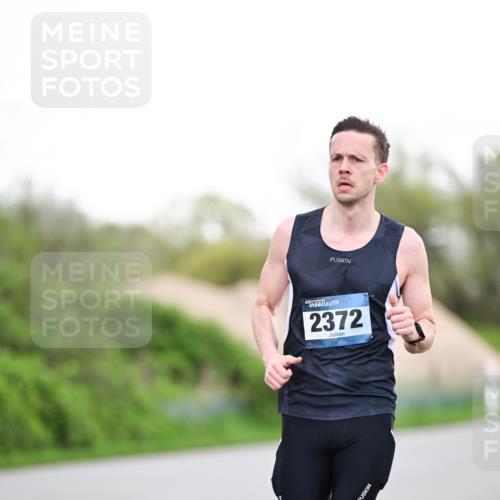 07.04.2024 - 43. Internationalen Wilhelmsburger Insellauf Dr. Thomas Lammeyer http://msf.ph/oto/6037751 07.04.2024 10:23:25 Laufen 2372 meine-sportfotos.de