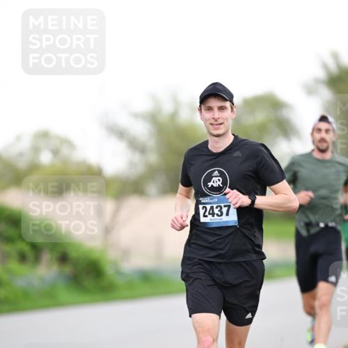 07.04.2024 - 43. Internationalen Wilhelmsburger Insellauf Dr. Thomas Lammeyer http://msf.ph/oto/6037783 07.04.2024 10:23:48 Laufen 2437 meine-sportfotos.de