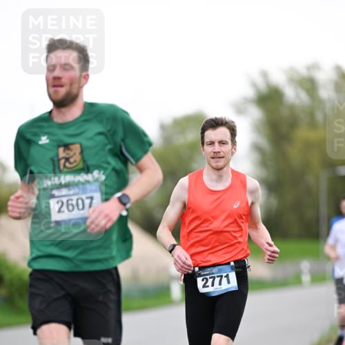 07.04.2024 - 43. Internationalen Wilhelmsburger Insellauf Dr. Thomas Lammeyer http://msf.ph/oto/6037792 07.04.2024 10:23:51 Laufen 2607, 2771 meine-sportfotos.de