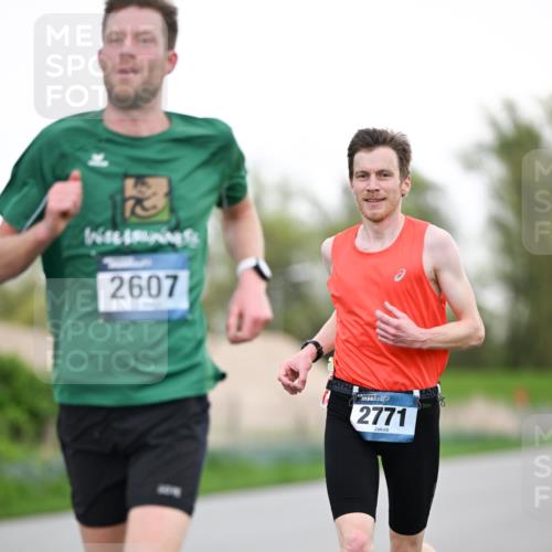 07.04.2024 - 43. Internationalen Wilhelmsburger Insellauf Dr. Thomas Lammeyer http://msf.ph/oto/6037794 07.04.2024 10:23:51 Laufen 2607, 2771 meine-sportfotos.de
