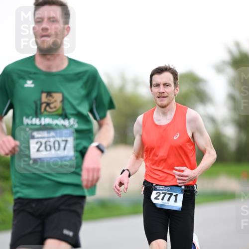 07.04.2024 - 43. Internationalen Wilhelmsburger Insellauf Dr. Thomas Lammeyer http://msf.ph/oto/6037795 07.04.2024 10:23:52 Laufen 2607, 43, 2771 meine-sportfotos.de